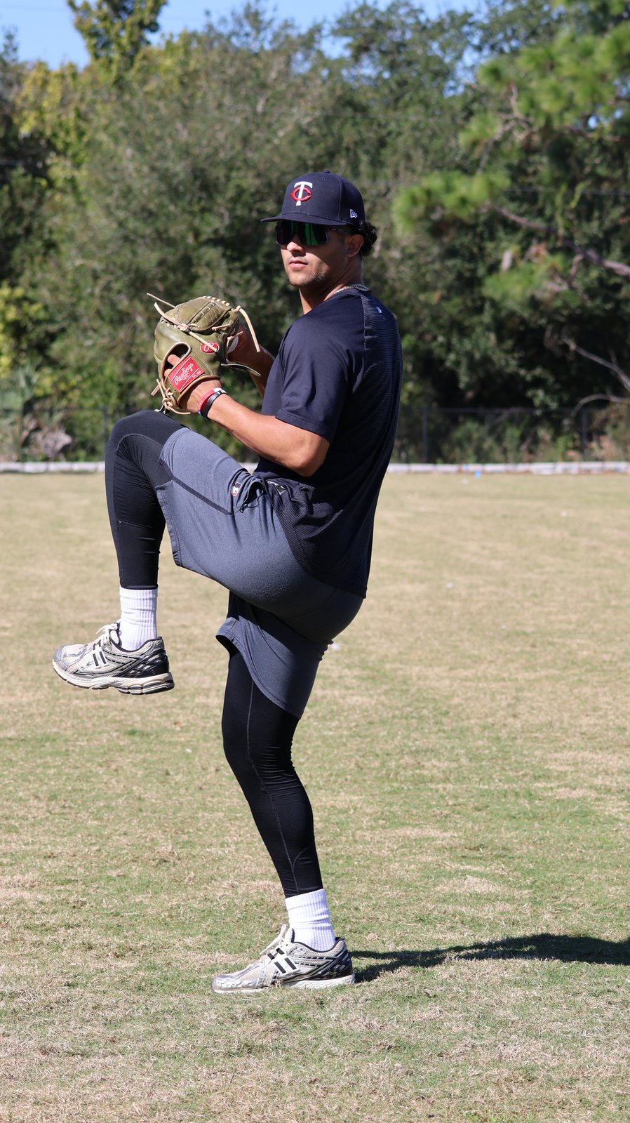 Charlee Soto pitching at DDLA